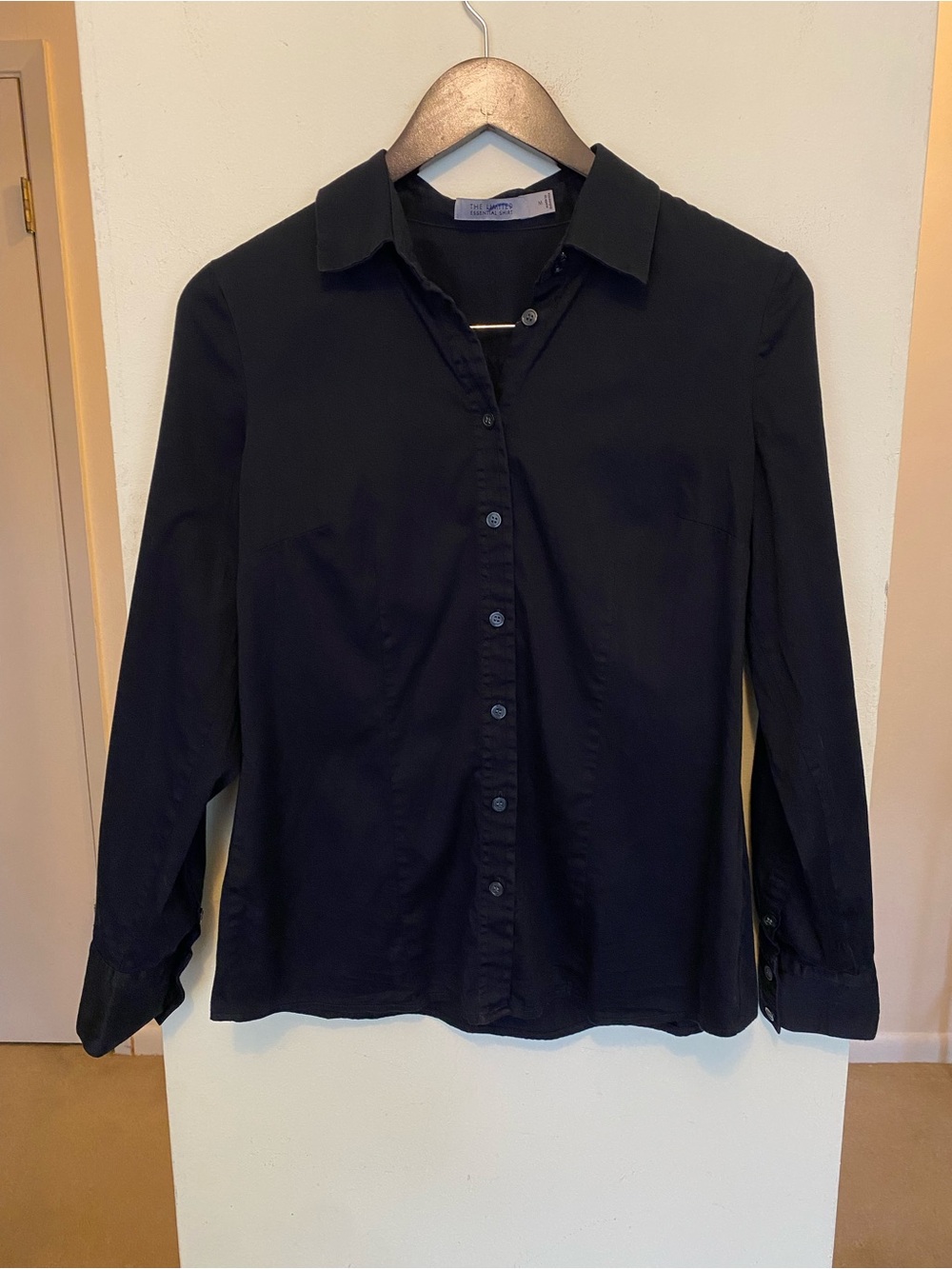 The Limited Essential Shirt Basic Black Stretch Button Up Women’s Size Medium